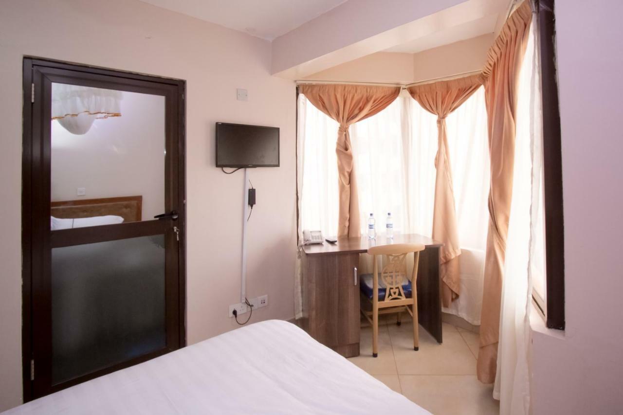 Paleo Hotel And Spa Thika Exterior photo